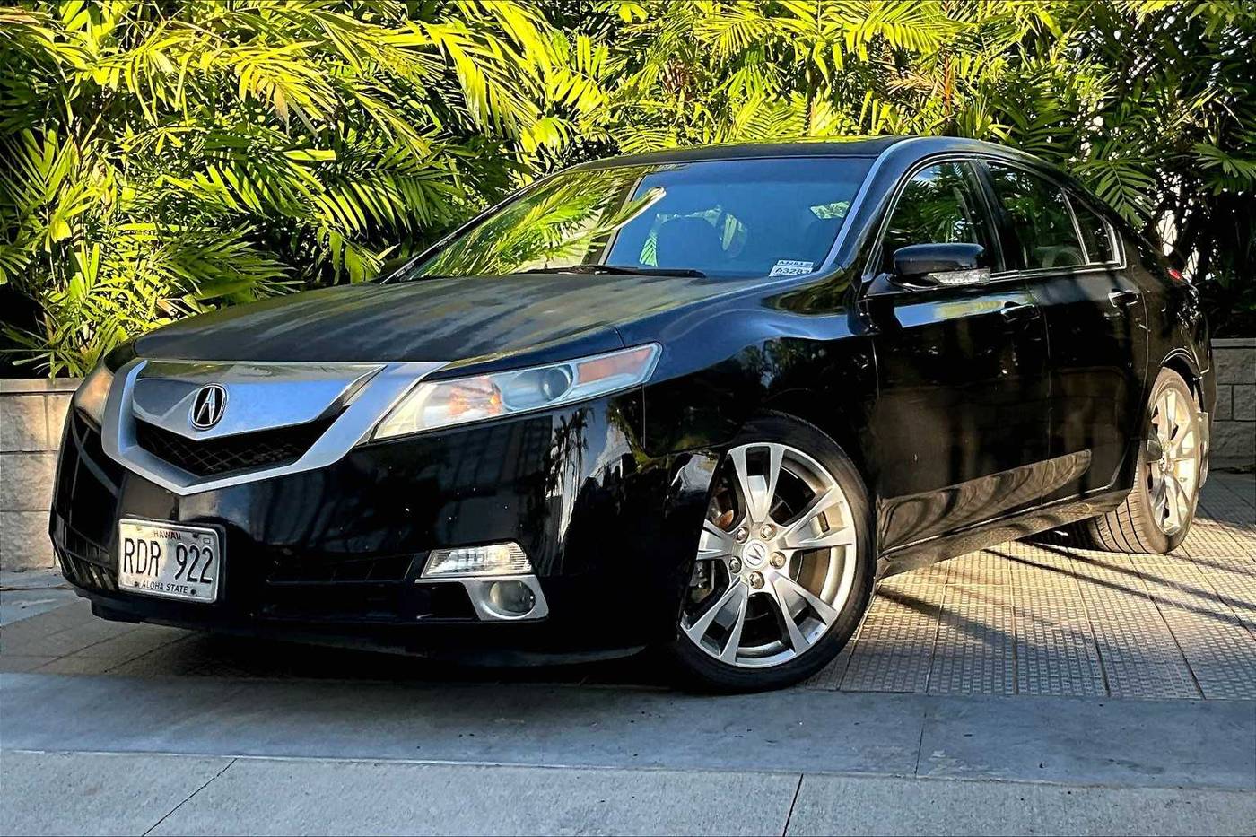 2010 Acura TL Technology Package — Sedan — 125,330 mi — Honolulu, HI