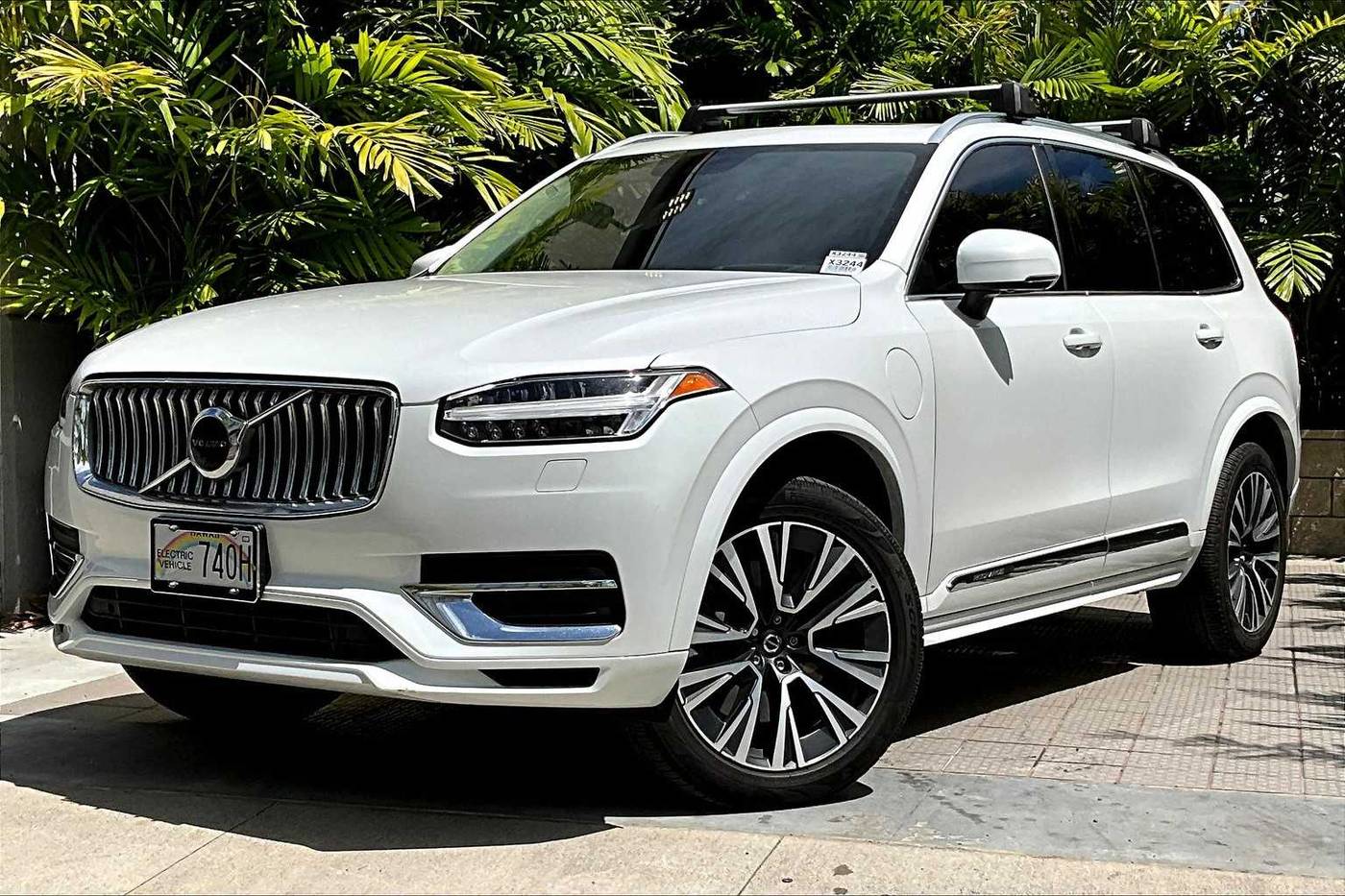 2021 Volvo XC90 Plug-In Hybrid Inscription Expression — SUV — 51,028 mi — Honolulu, HI
