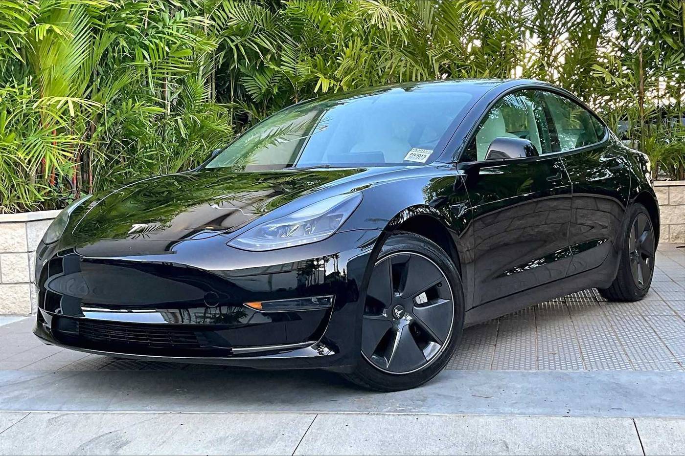2023 Tesla Model 3 Model 3 — Sedan — 24,579 mi — Honolulu, HI