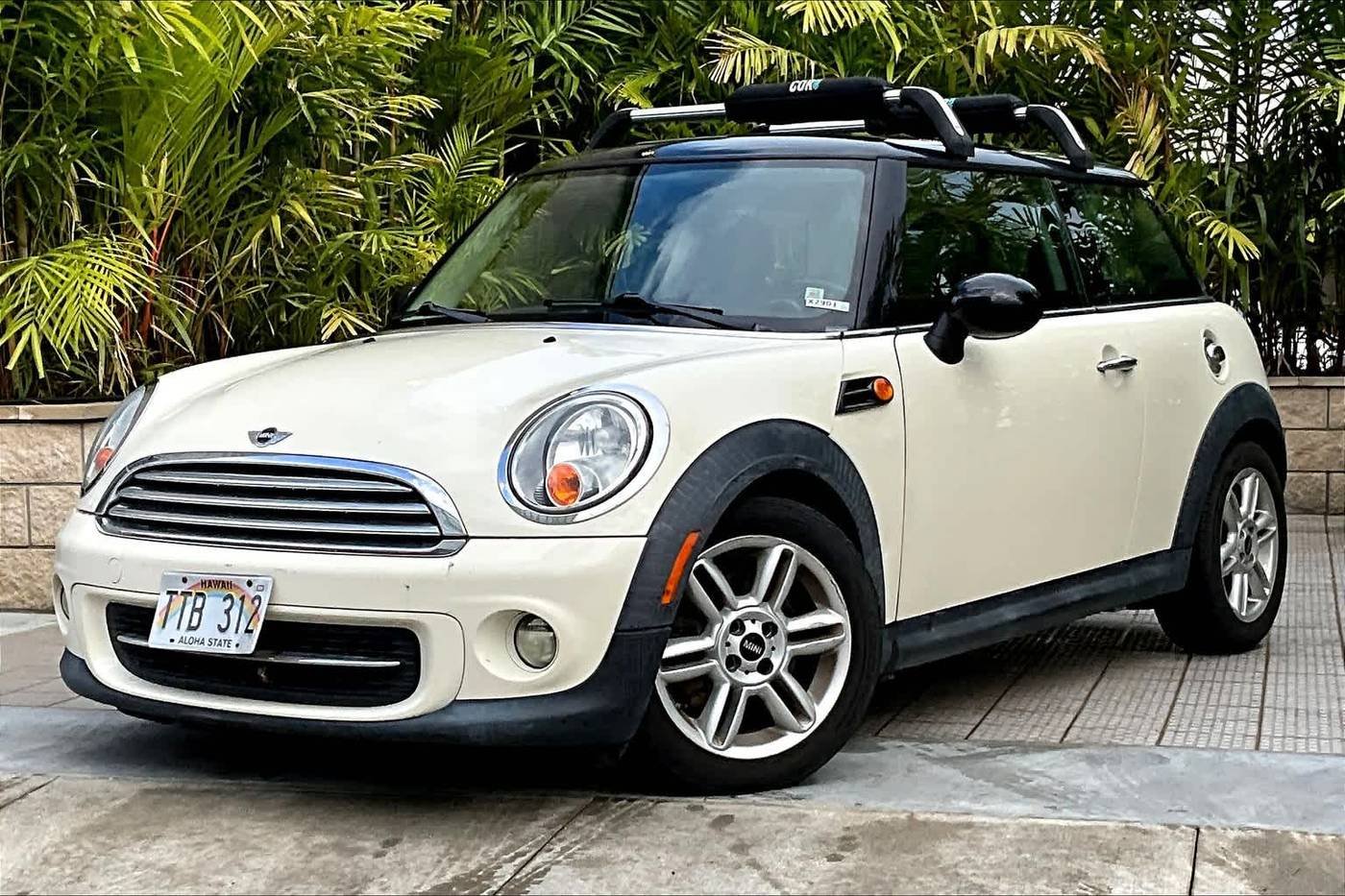 2012 MINI Hardtop Cooper — Hatchback — 83,506 mi — Honolulu, HI