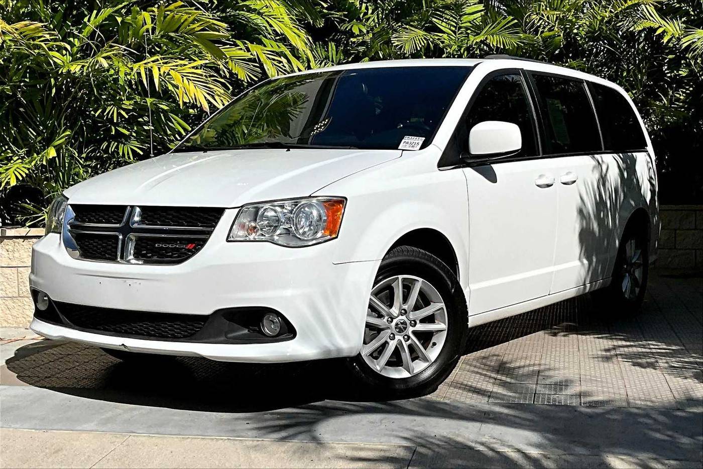 2019 Dodge Grand Caravan SXT — Minivan — 56,929 mi — Honolulu, HI