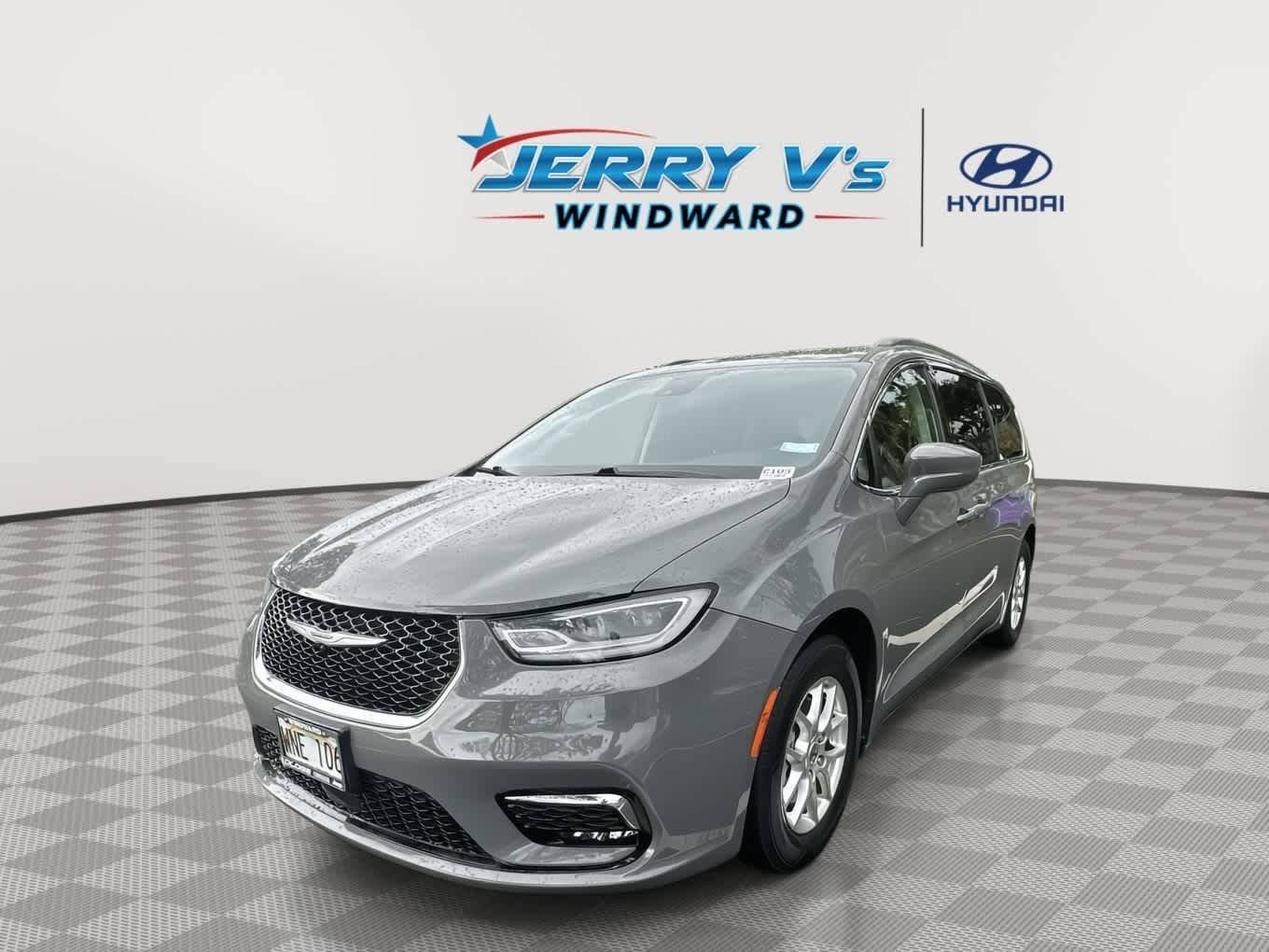 2022 Chrysler Pacifica Touring L — Minivan — 43,553 mi — Kaneohe, HI