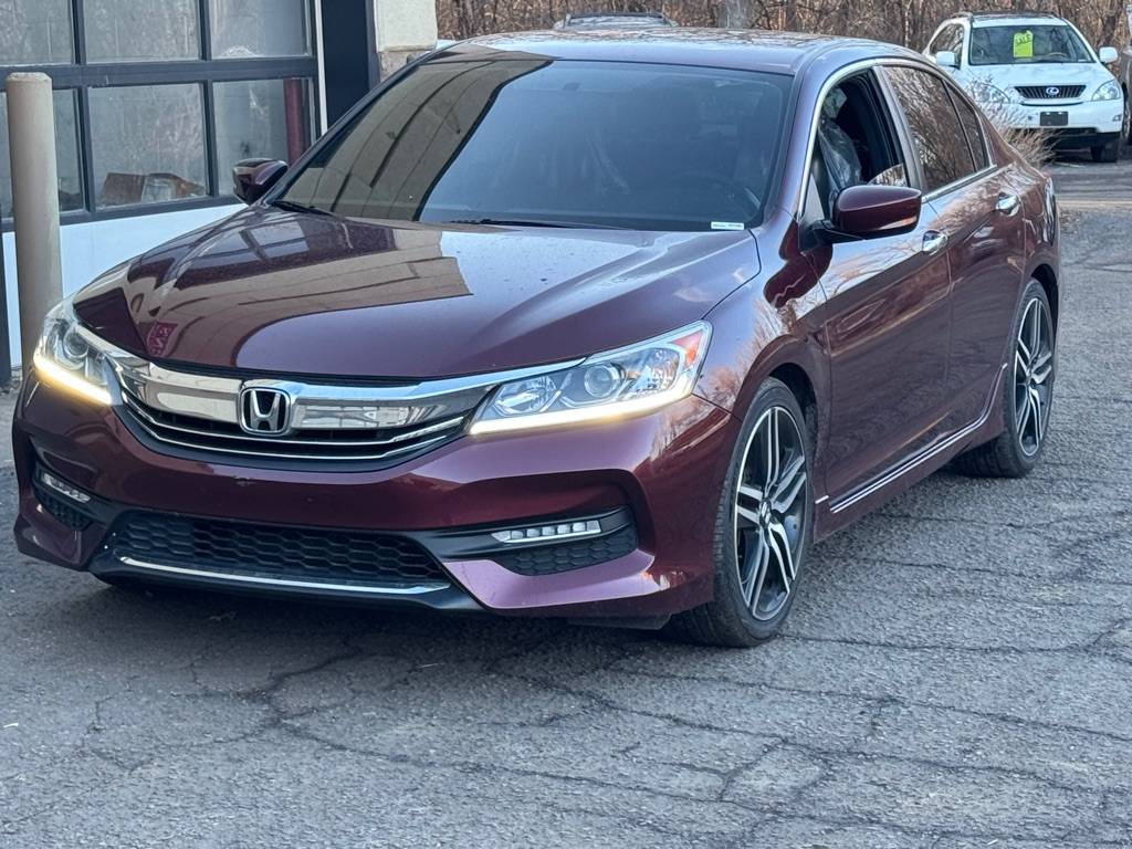 2017 Honda Accord Sport — Sedan — 102,472 mi — Maplewood, MN