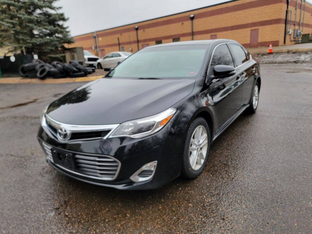 2014 Toyota Avalon XLE — Sedan — 134,757 mi — Maplewood, MN