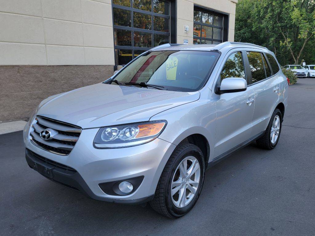 2012 Hyundai Santa Fe SE — SUV — 142,804 mi — Maplewood, MN