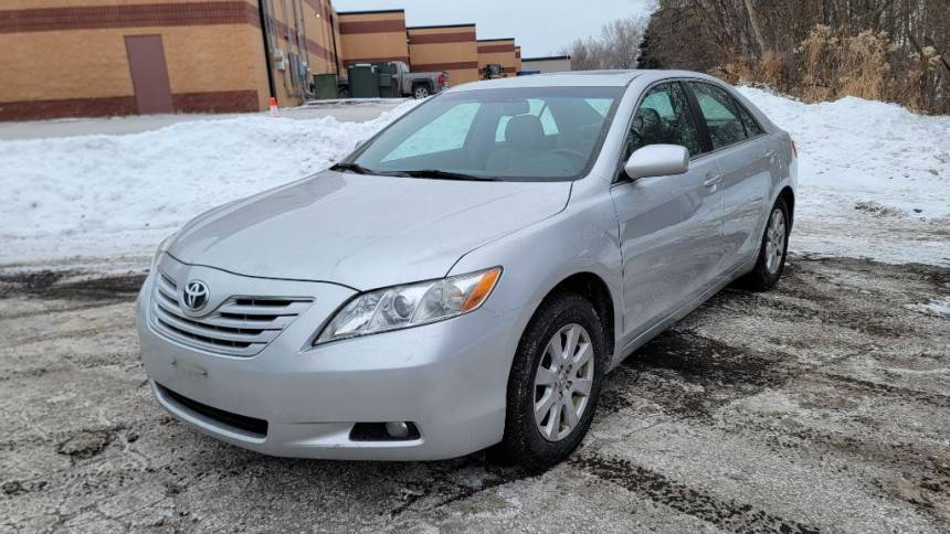 2008 Toyota Camry XLE V6 — Sedan — 145,802 mi — Maplewood, MN
