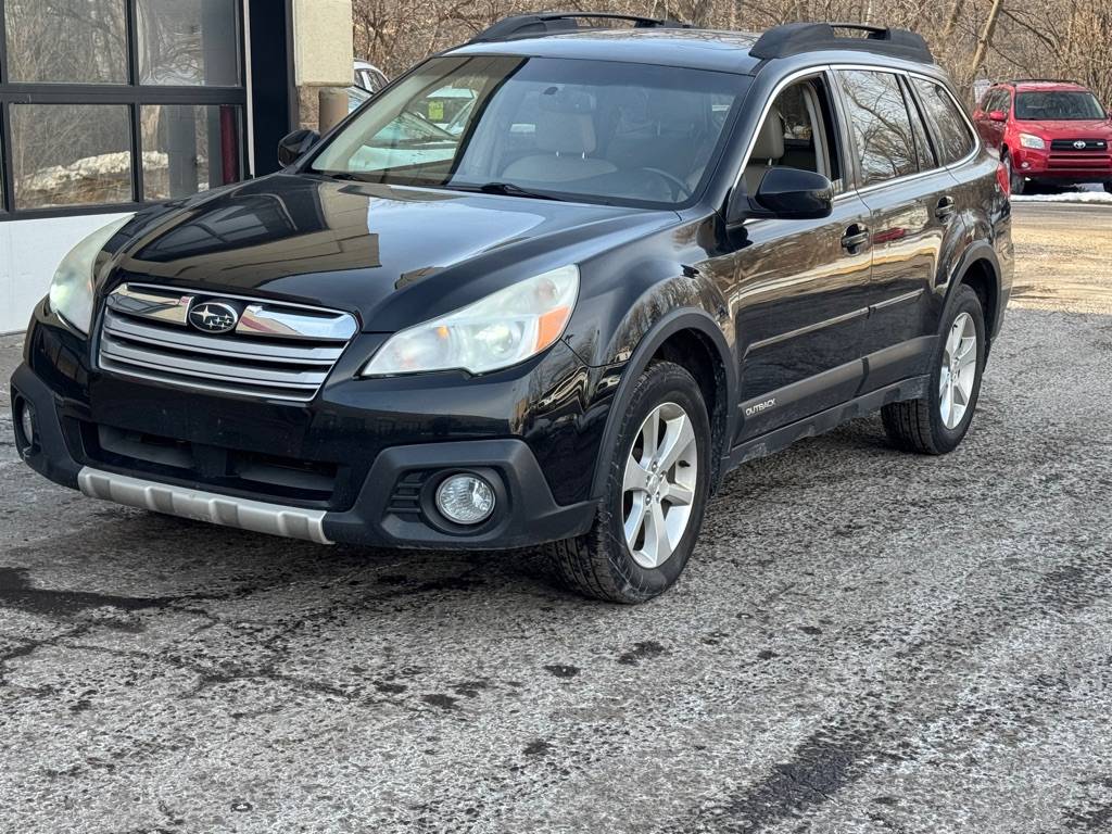 2014 Subaru Outback 2.5i Limited — SUV — 168,169 mi — Maplewood, MN