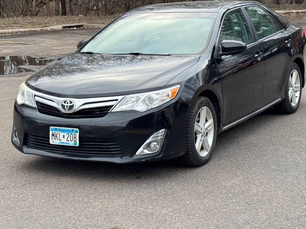 2012 Toyota Camry L — Sedan — 189,486 mi — Maplewood, MN