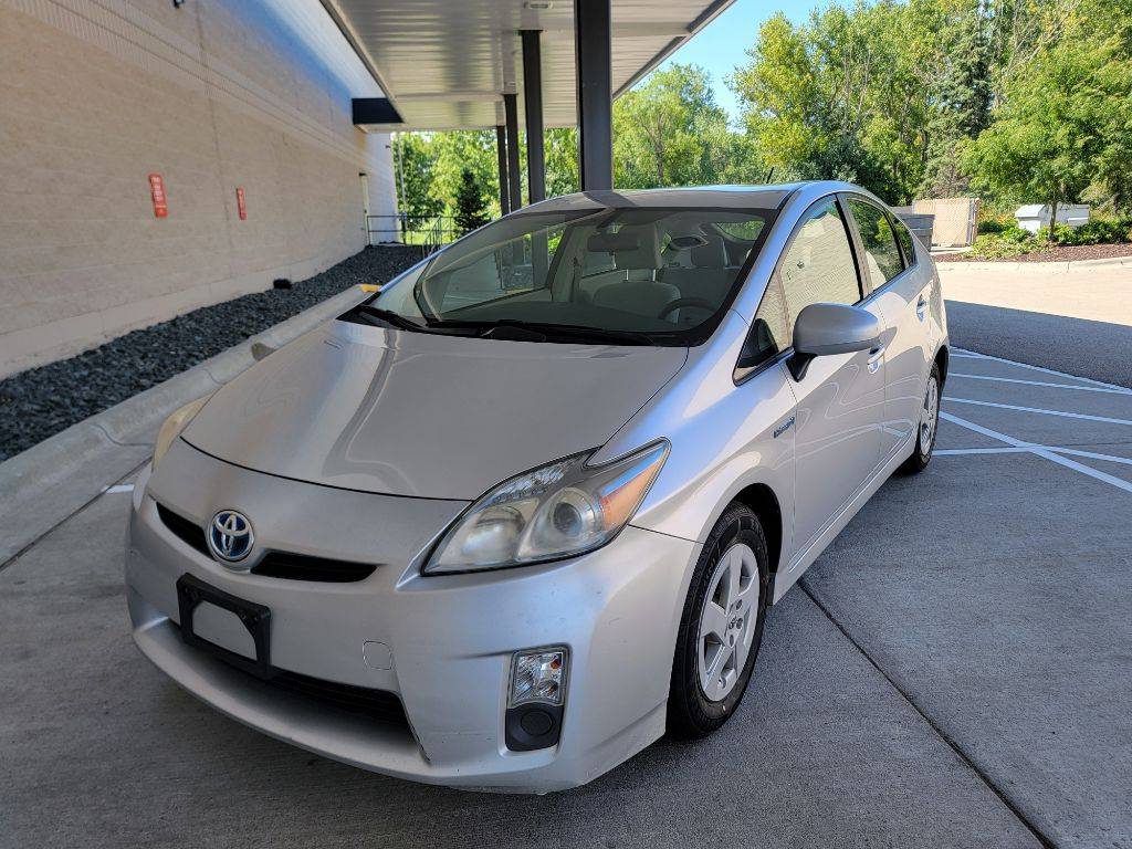 2010 Toyota Prius Two — Sedan — 105,387 mi — Maplewood, MN