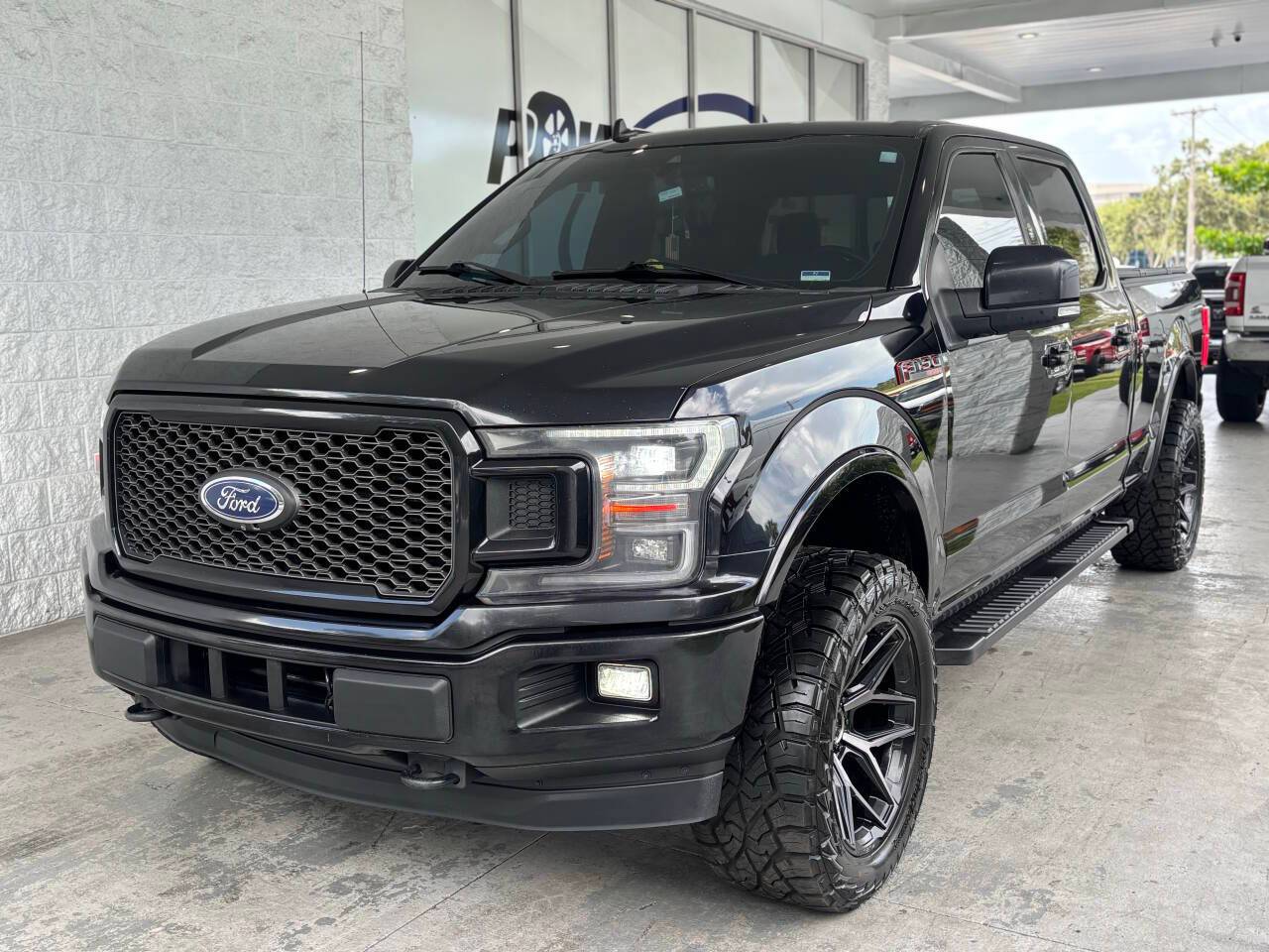 2019 Ford F-150 Lariat — Pickup Truck — 122,714 mi — Tampa Bay, FL