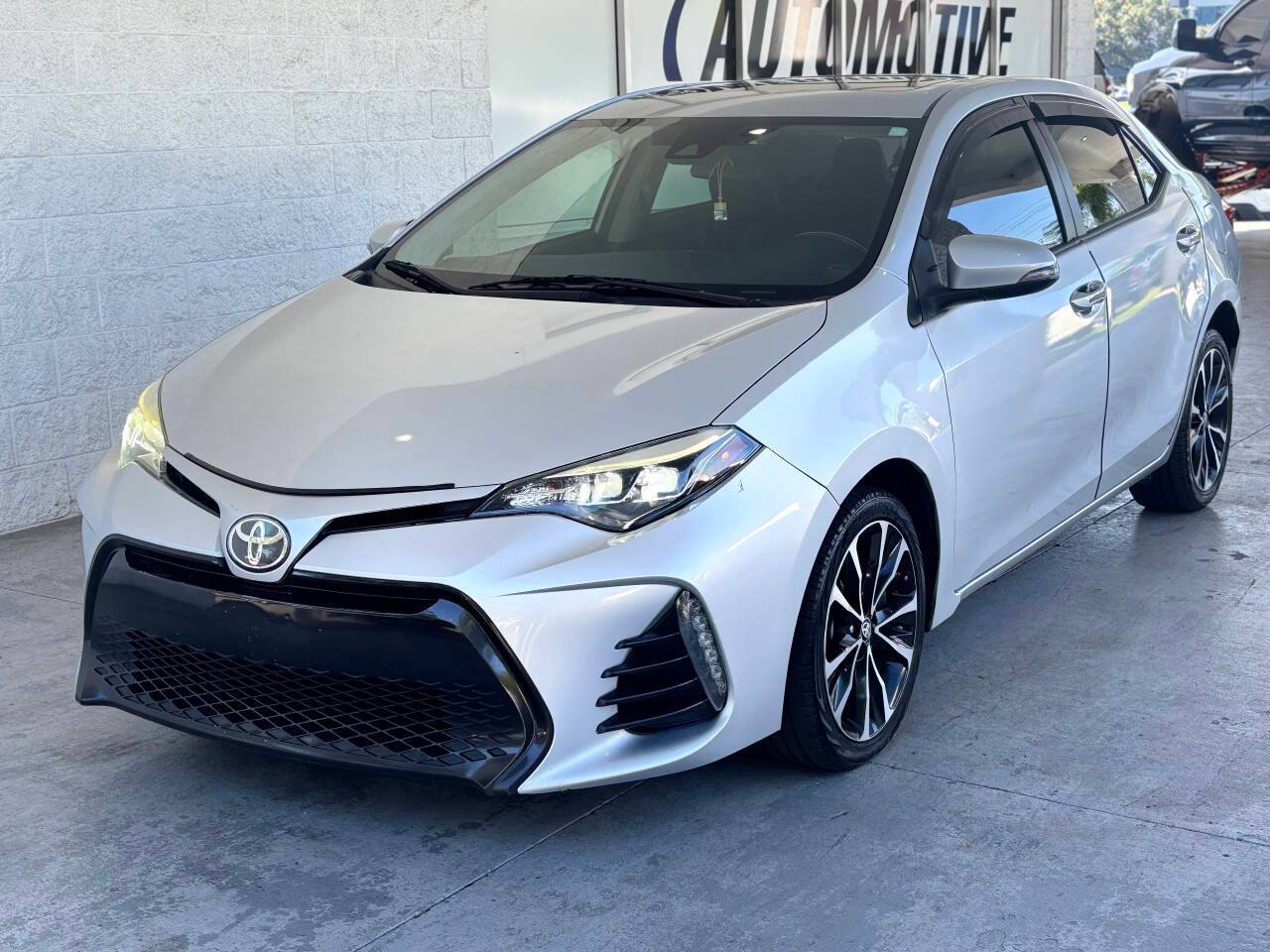 2019 Toyota Corolla SE — Sedan — 81,592 mi — Tampa Bay, FL