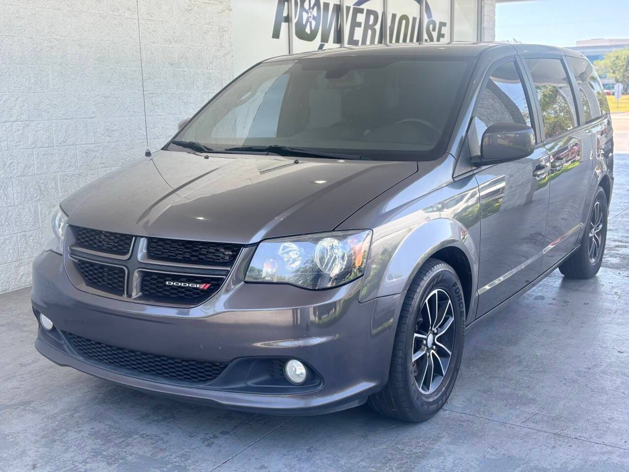 2019 Dodge Grand Caravan GT — Minivan — 95,331 mi — Tampa Bay, FL
