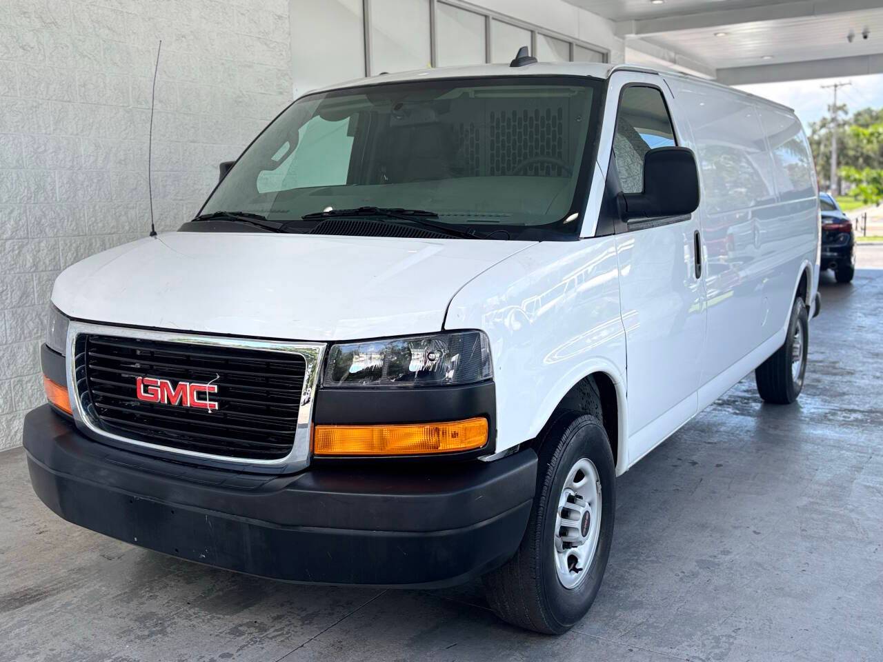 2023 GMC Savana Cargo Van Base — Cargo Van — 58,691 mi — Tampa Bay, FL
