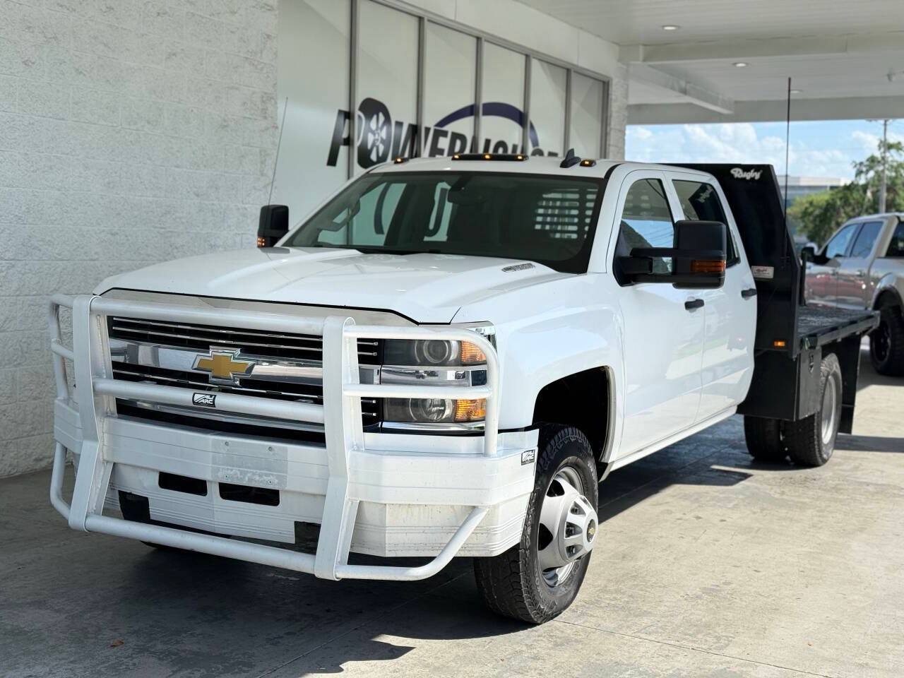 2015 Chevrolet Silverado 3500HD Chassis Cab WT — Chassis Cab Truck — 300,561 mi — Tampa Bay, FL