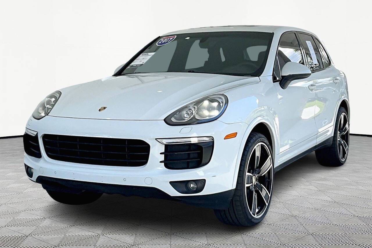 2017 Porsche Cayenne Platinum Edition