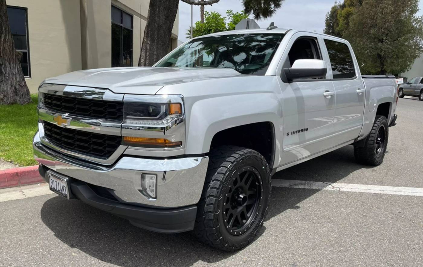 2018 Chevrolet Silverado 1500 LT — Pickup Truck — 110,427 mi — Riverside, CA