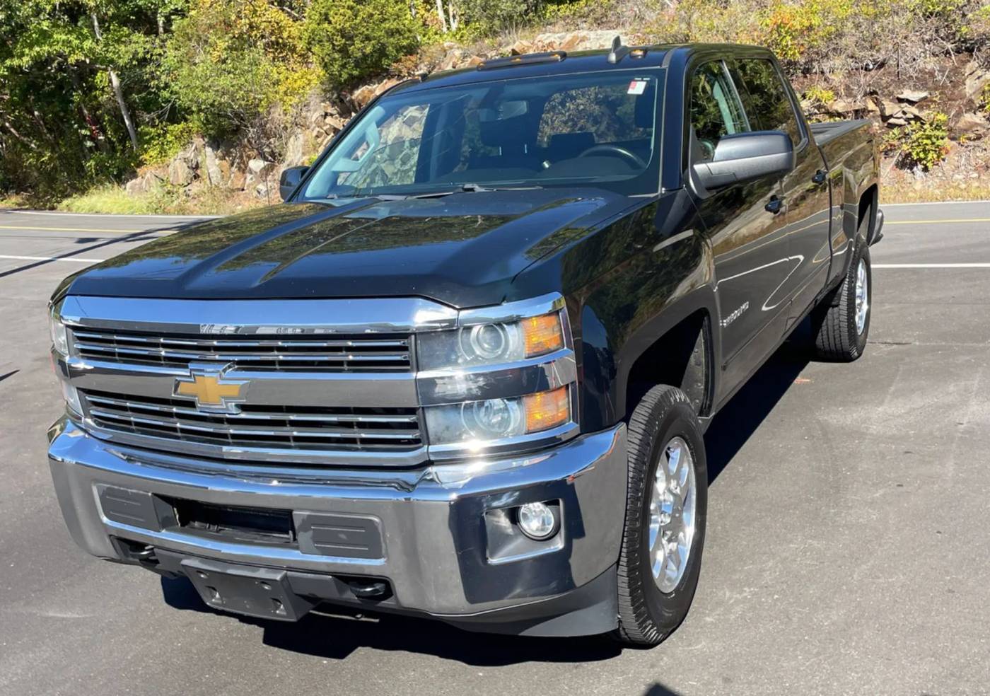 2015 Chevrolet Silverado 2500HD LT — Pickup Truck — 118,152 mi — Riverside, CA