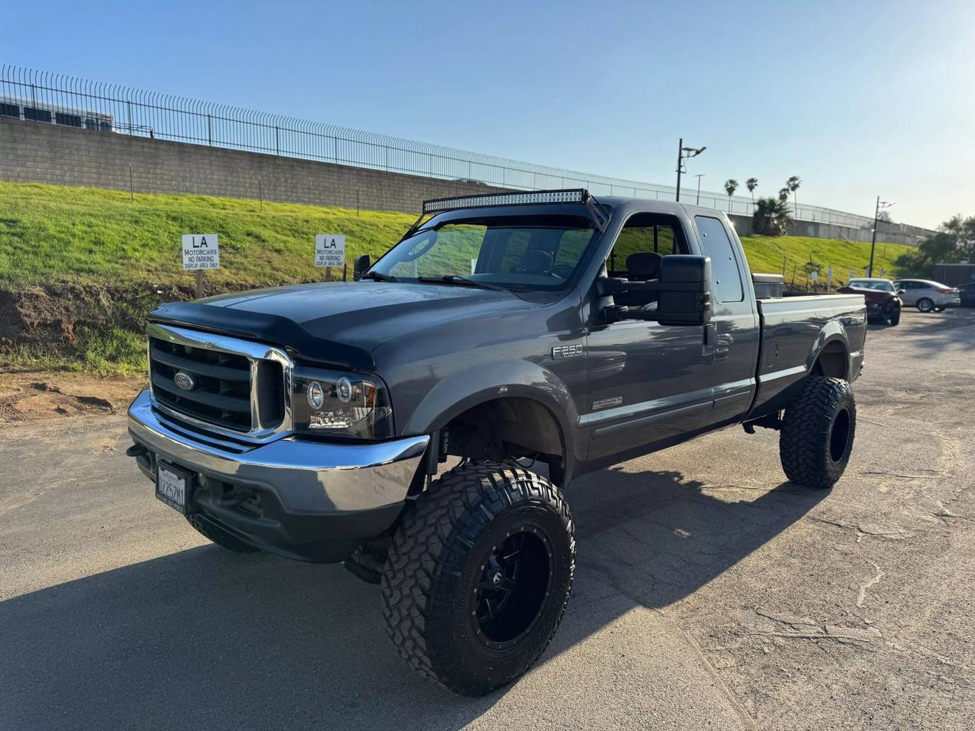 2003 Ford Super Duty F-250 XLT — Pickup Truck — 222,997 mi — Riverside, CA