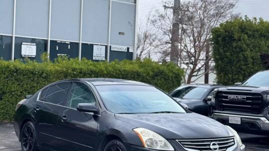 2011 Nissan Altima 3.5 SR — Sedan — 177,932 mi — Riverside, CA