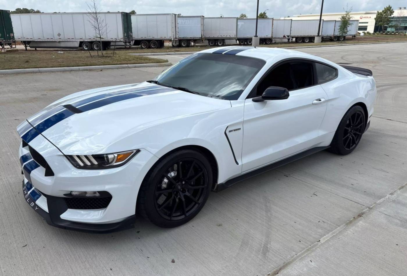 2018 Ford Mustang Shelby GT350 — Coupe — 17,389 mi — Riverside, CA