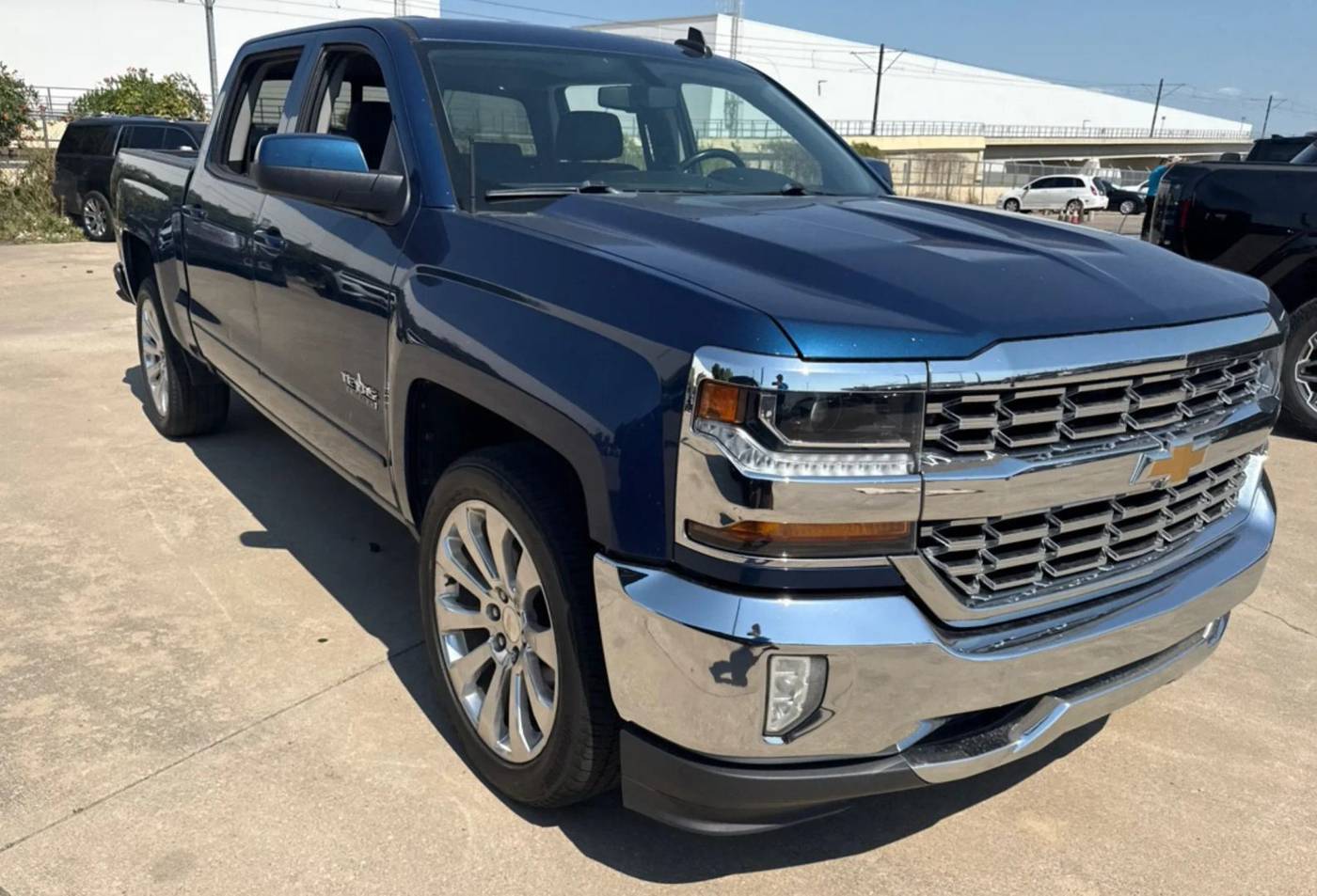 2018 Chevrolet Silverado 1500 LT — Pickup Truck — 108,170 mi — Riverside, CA