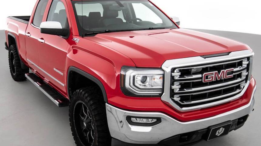 2017 GMC Sierra 1500 SLT — Pickup Truck — 166,370 mi — Coal City, IL