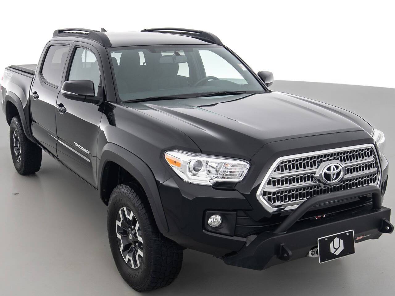 2017 Toyota Tacoma SR5 — Pickup Truck — 78,555 mi — Coal City, IL