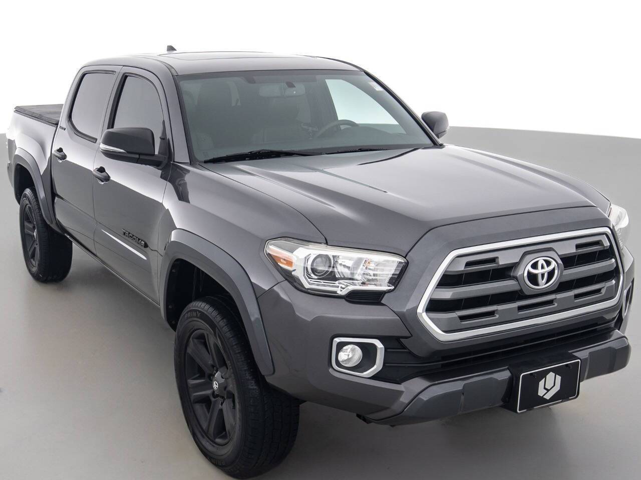 2017 Toyota Tacoma Limited — Pickup Truck — 109,561 mi — Coal City, IL