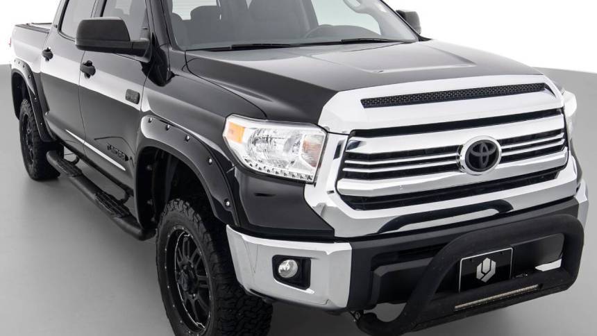 2016 Toyota Tundra SR5 — Pickup Truck — 111,447 mi — Coal City, IL
