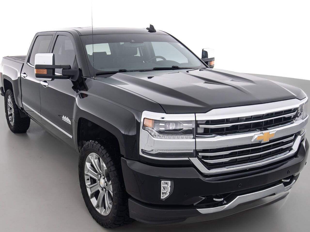 2017 Chevrolet Silverado 1500 High Country — Pickup Truck — 170,585 mi — Coal City, IL