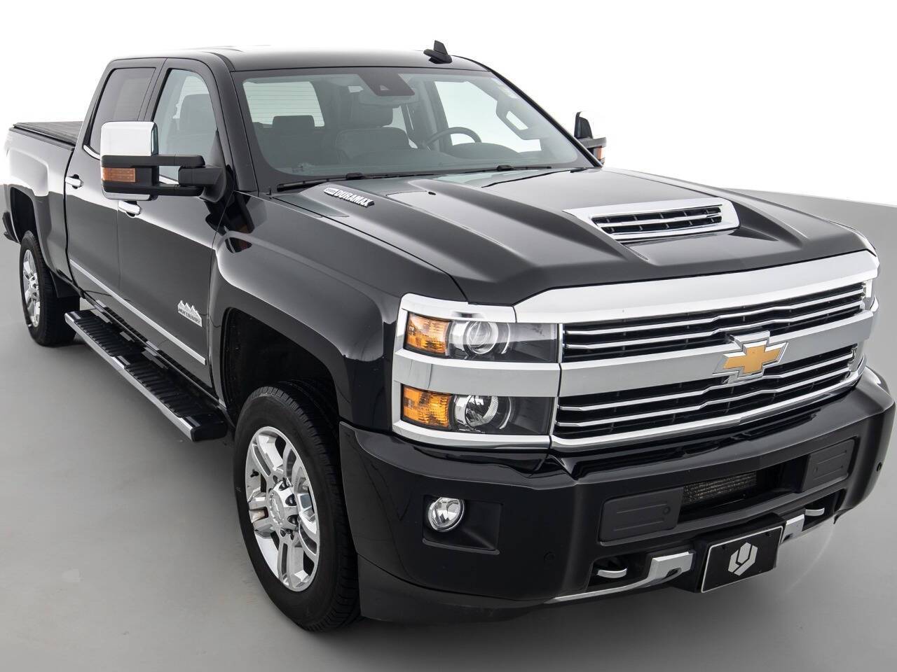 2017 Chevrolet Silverado 2500HD High Country — Pickup Truck — 90,893 mi — Coal City, IL