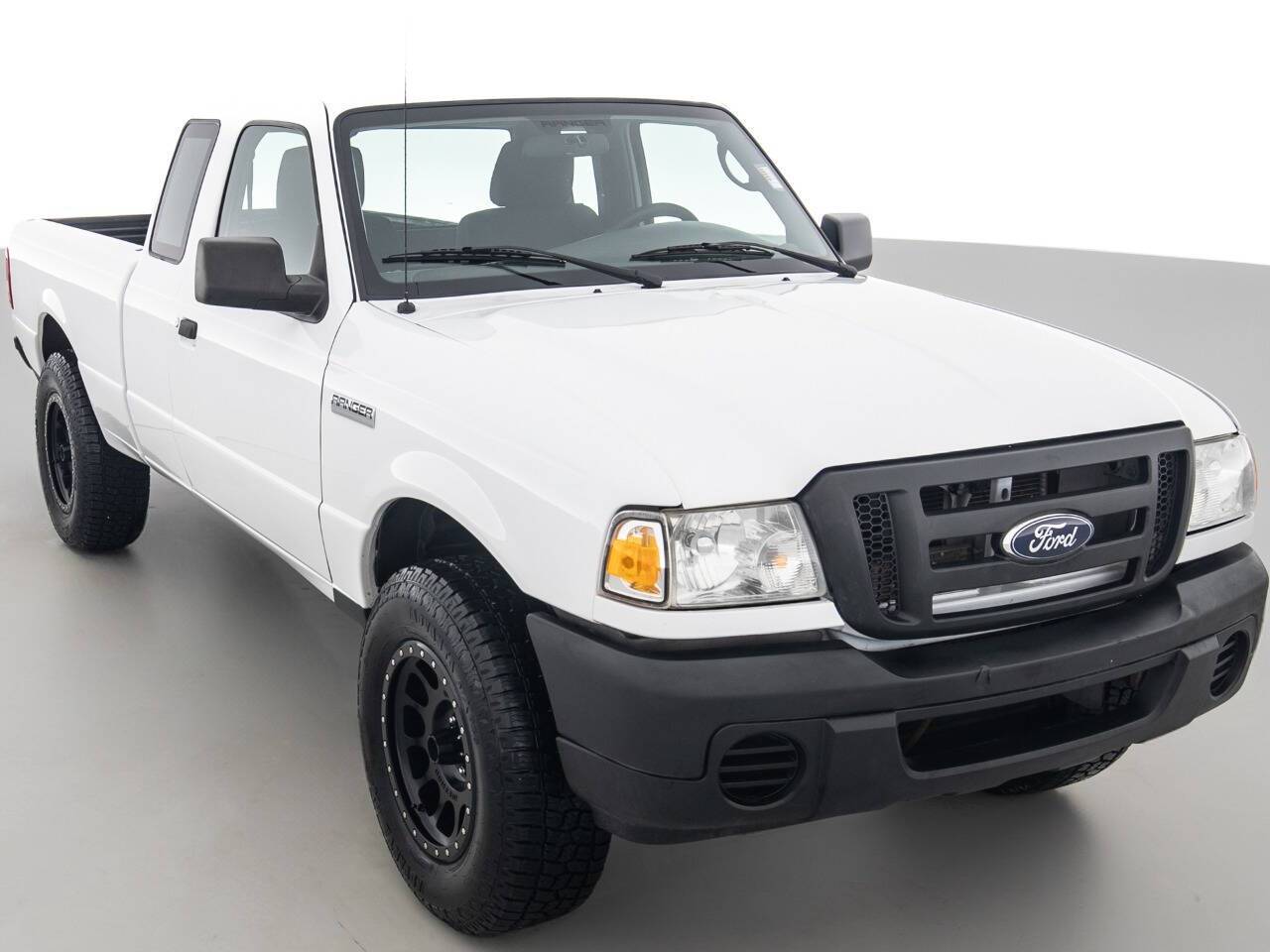 2011 Ford Ranger XL — Pickup Truck — 76,107 mi — Coal City, IL