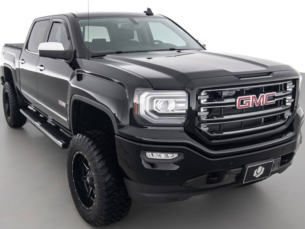 2016 GMC Sierra 1500 SLT — Pickup Truck — 89,333 mi — Coal City, IL