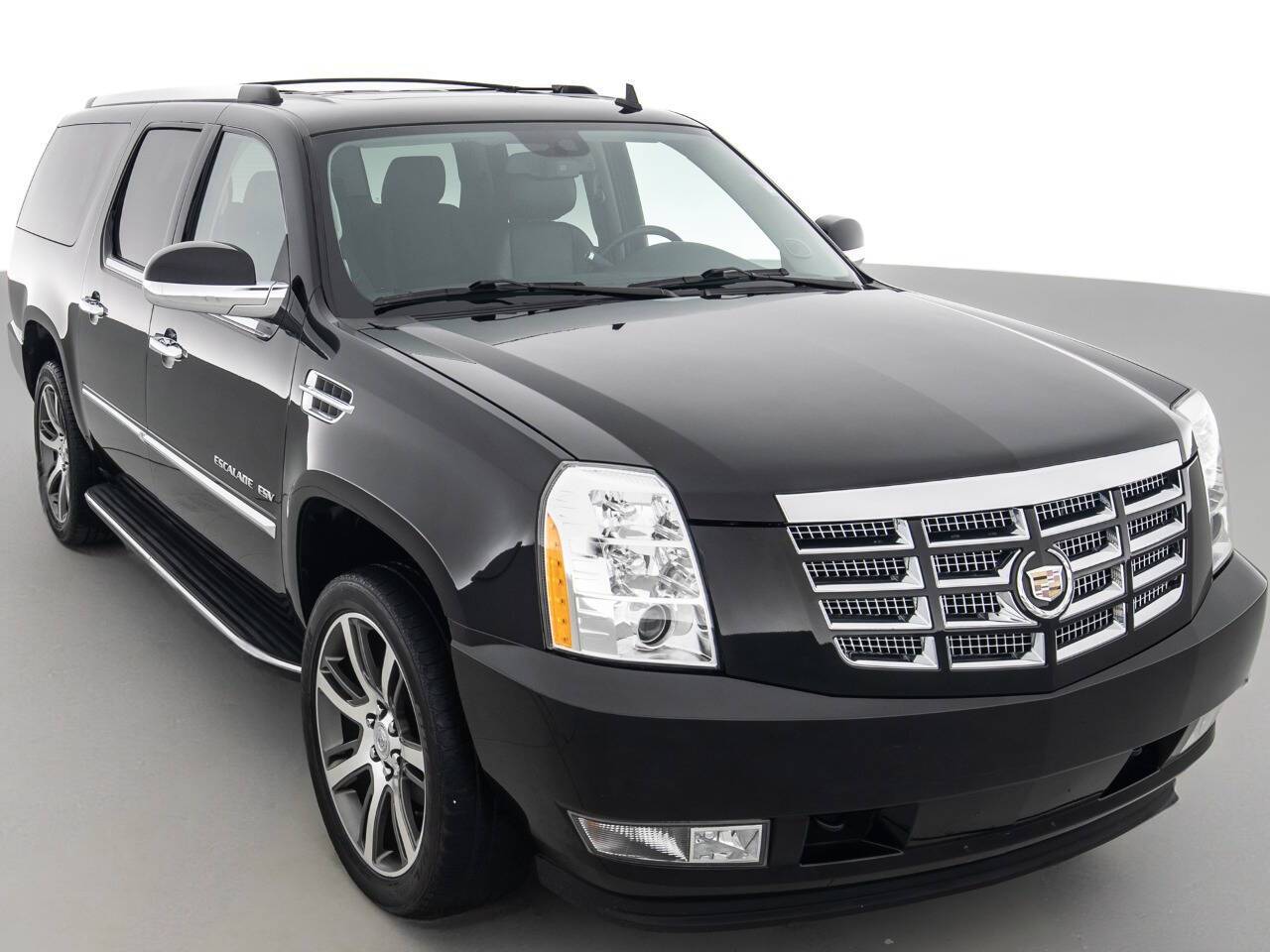 2013 Cadillac Escalade Luxury — SUV — 132,126 mi — Coal City, IL