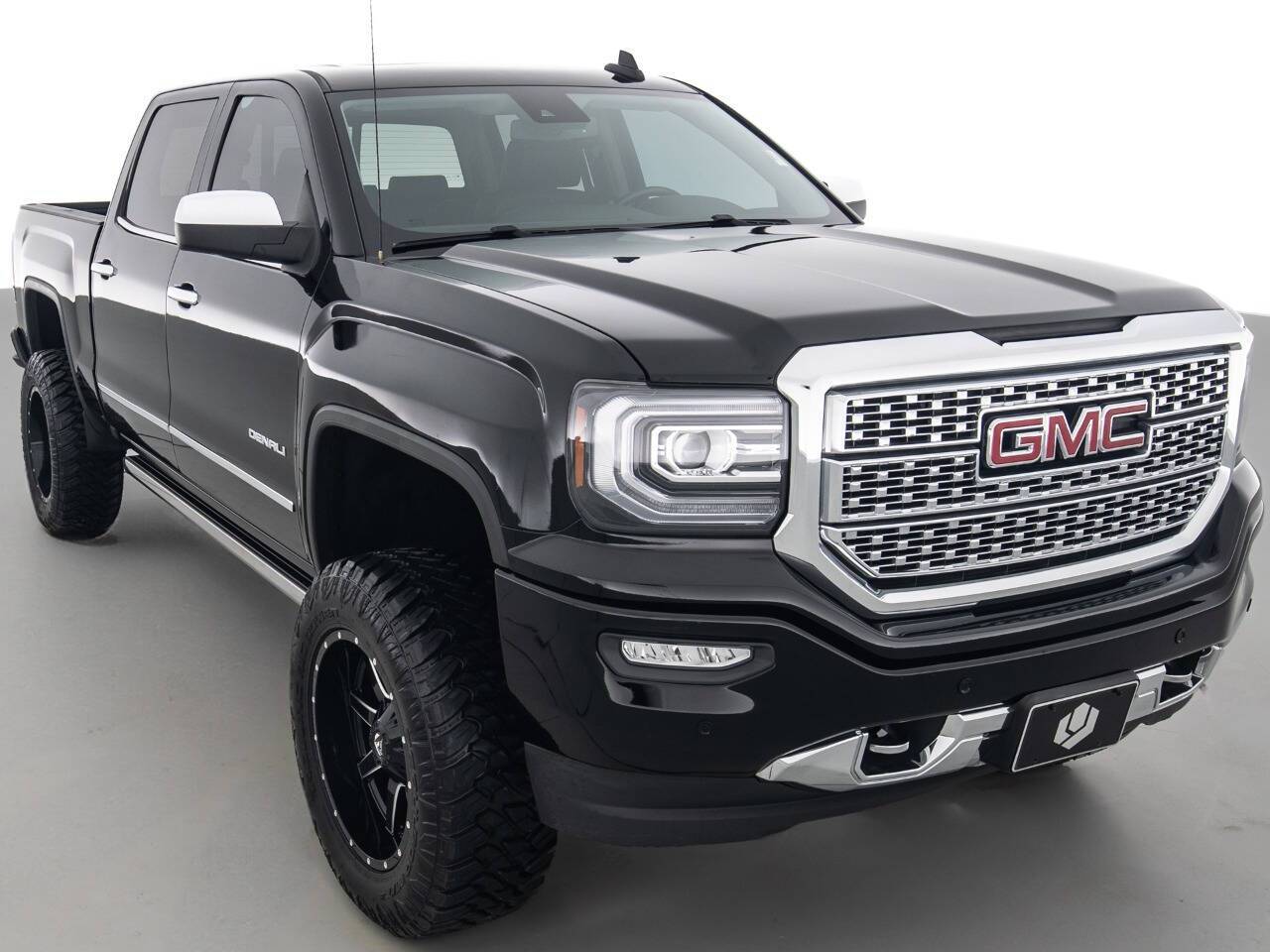 2017 GMC Sierra 1500 Denali — Pickup Truck — 114,727 mi — Coal City, IL