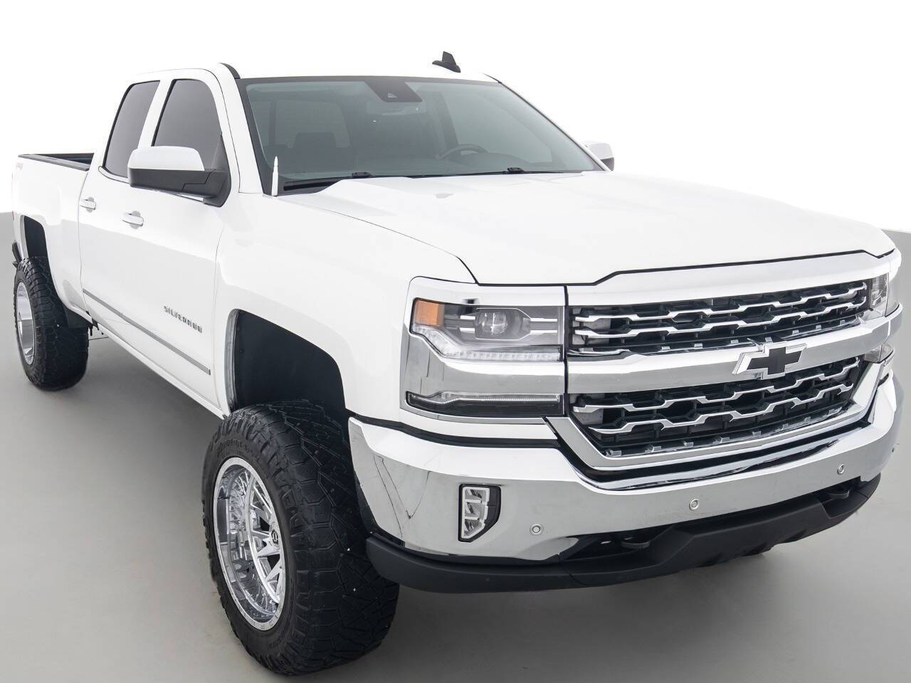 2016 Chevrolet Silverado 1500 LTZ — Pickup Truck — 118,595 mi — Coal City, IL