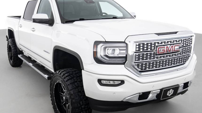 2017 GMC Sierra 1500 Denali — Pickup Truck — 111,317 mi — Coal City, IL
