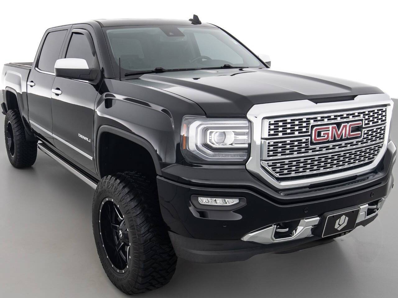 2017 GMC Sierra 1500 Denali — Pickup Truck — 85,705 mi — Coal City, IL
