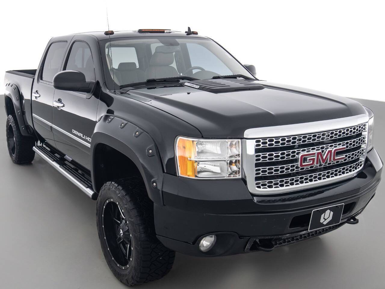 2013 GMC Sierra 2500HD Denali — Pickup Truck — 177,181 mi — Coal City, IL