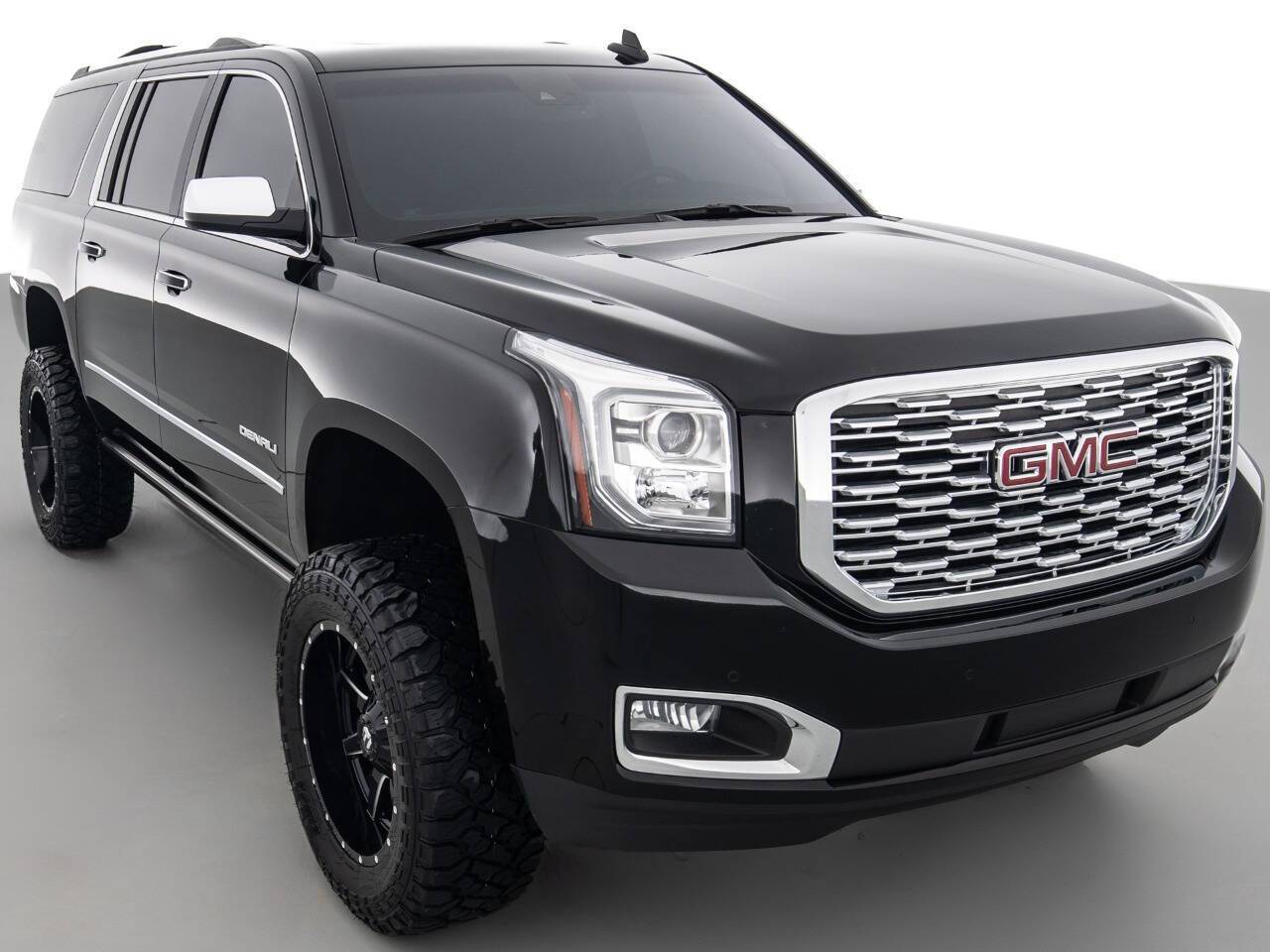 2018 GMC Yukon Denali — SUV — 108,572 mi — Coal City, IL