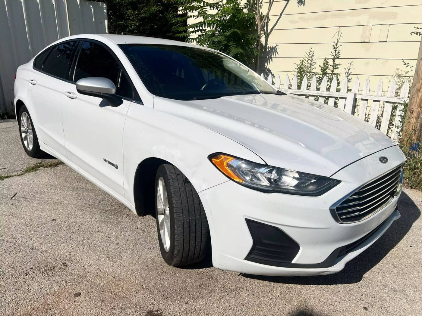 2019 Ford Fusion Hybrid SE — Sedan — 132,724 mi — Oklahoma City, OK