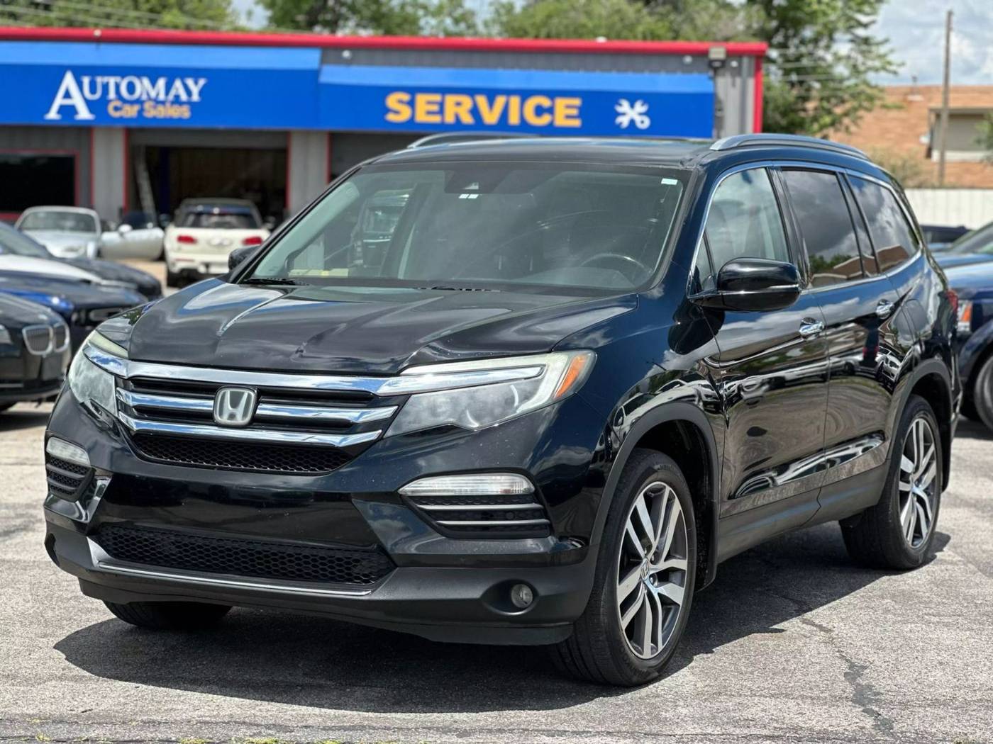 2017 Honda Pilot Touring — SUV — 243,061 mi — Oklahoma City, OK