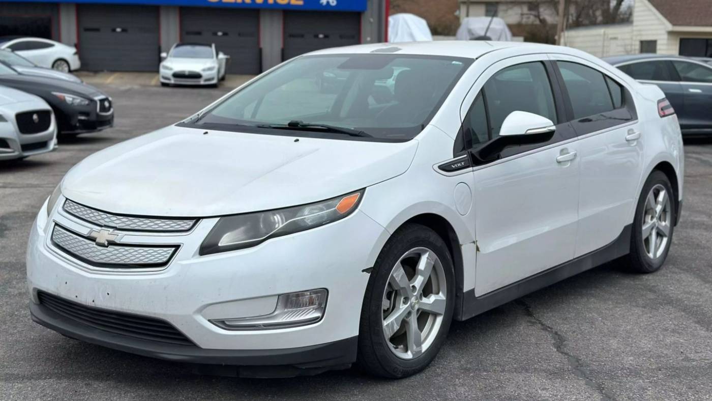 2015 Chevrolet Volt Base — Sedan — 165,878 mi — Oklahoma City, OK