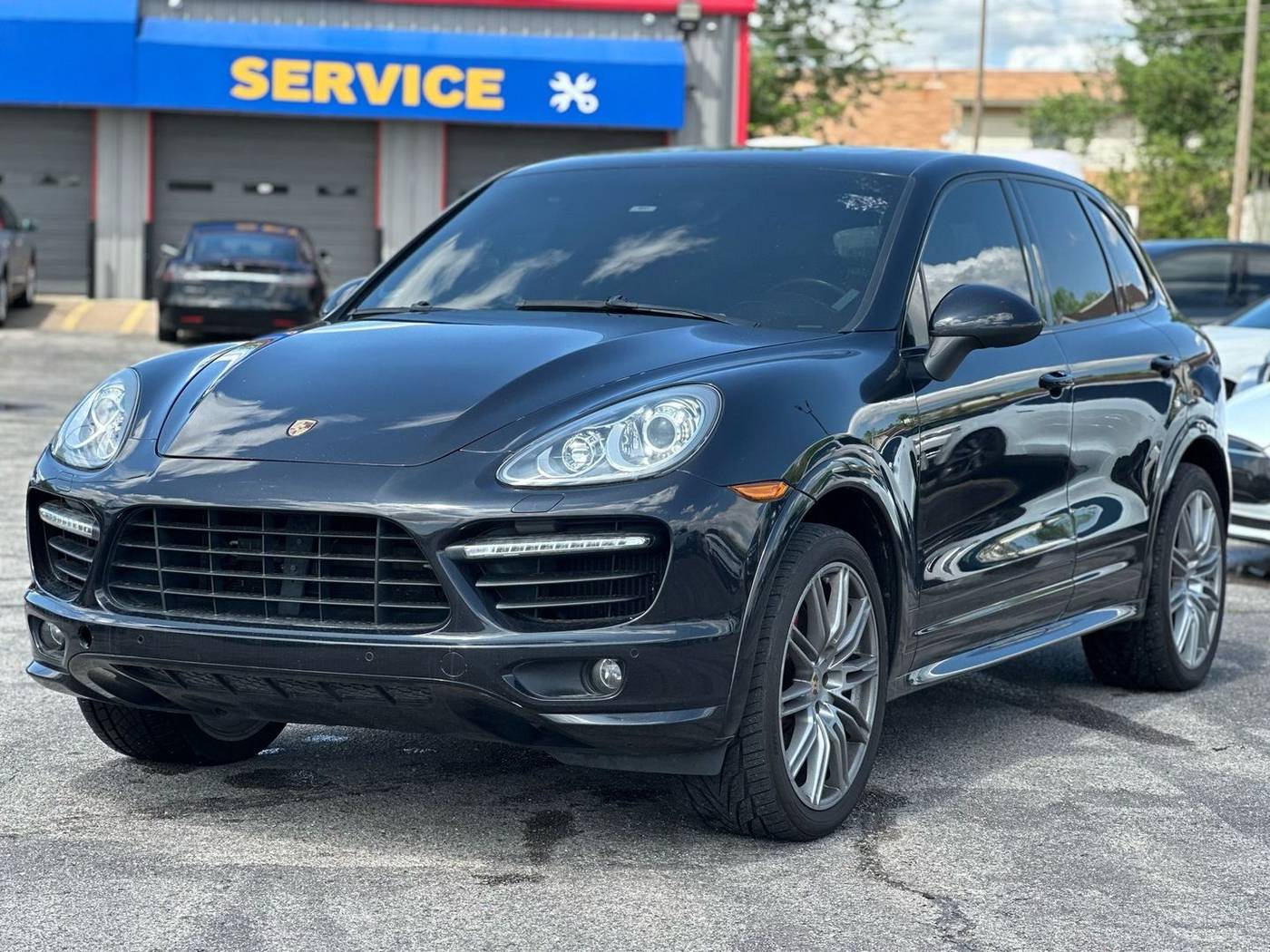 2013 Porsche Cayenne Turbo — SUV — 95,670 mi — Oklahoma City, OK