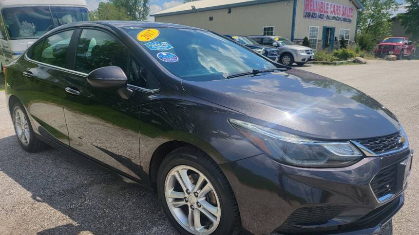2017 Chevrolet Cruze LT — Sedan — 106,754 mi — Michigan City, IN