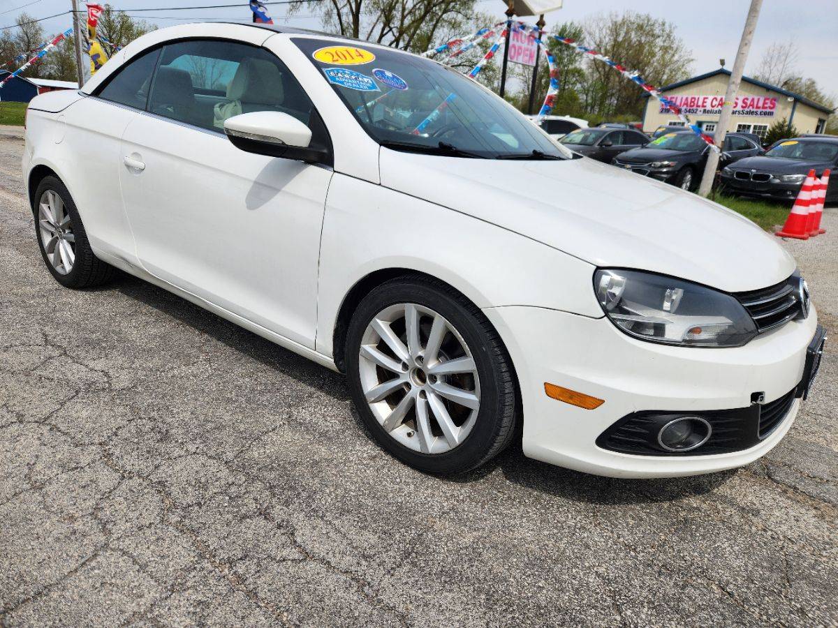 2014 Volkswagen Eos Komfort — Convertible — 101,134 mi — Michigan City, IN