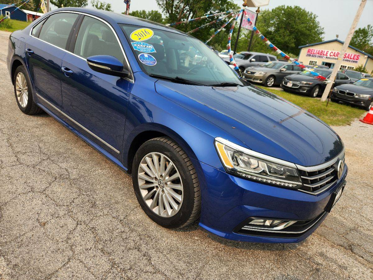 2016 Volkswagen Passat 1.8T SE — Sedan — 95,410 mi — Michigan City, IN