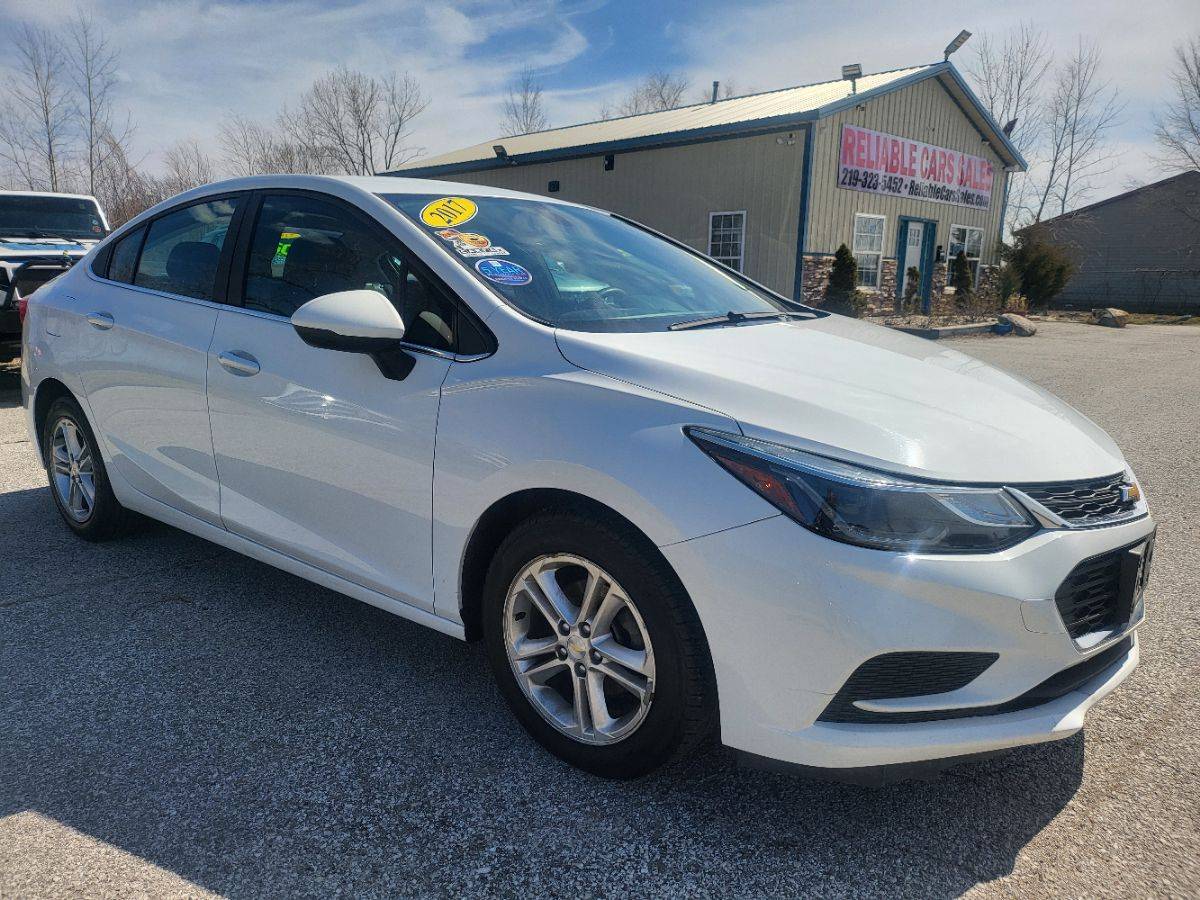 2017 Chevrolet Cruze LT — Sedan — 90,002 mi — Michigan City, IN
