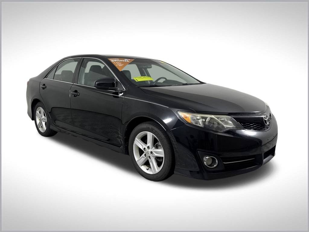 2013 Toyota Camry L — Sedan — 111,735 mi — Clermont, FL