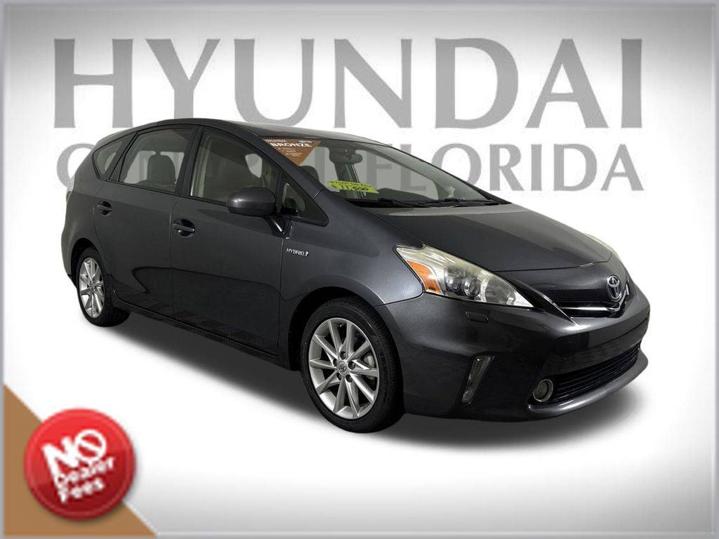 2013 Toyota Prius v Two — Wagon — 113,551 mi — Clermont, FL